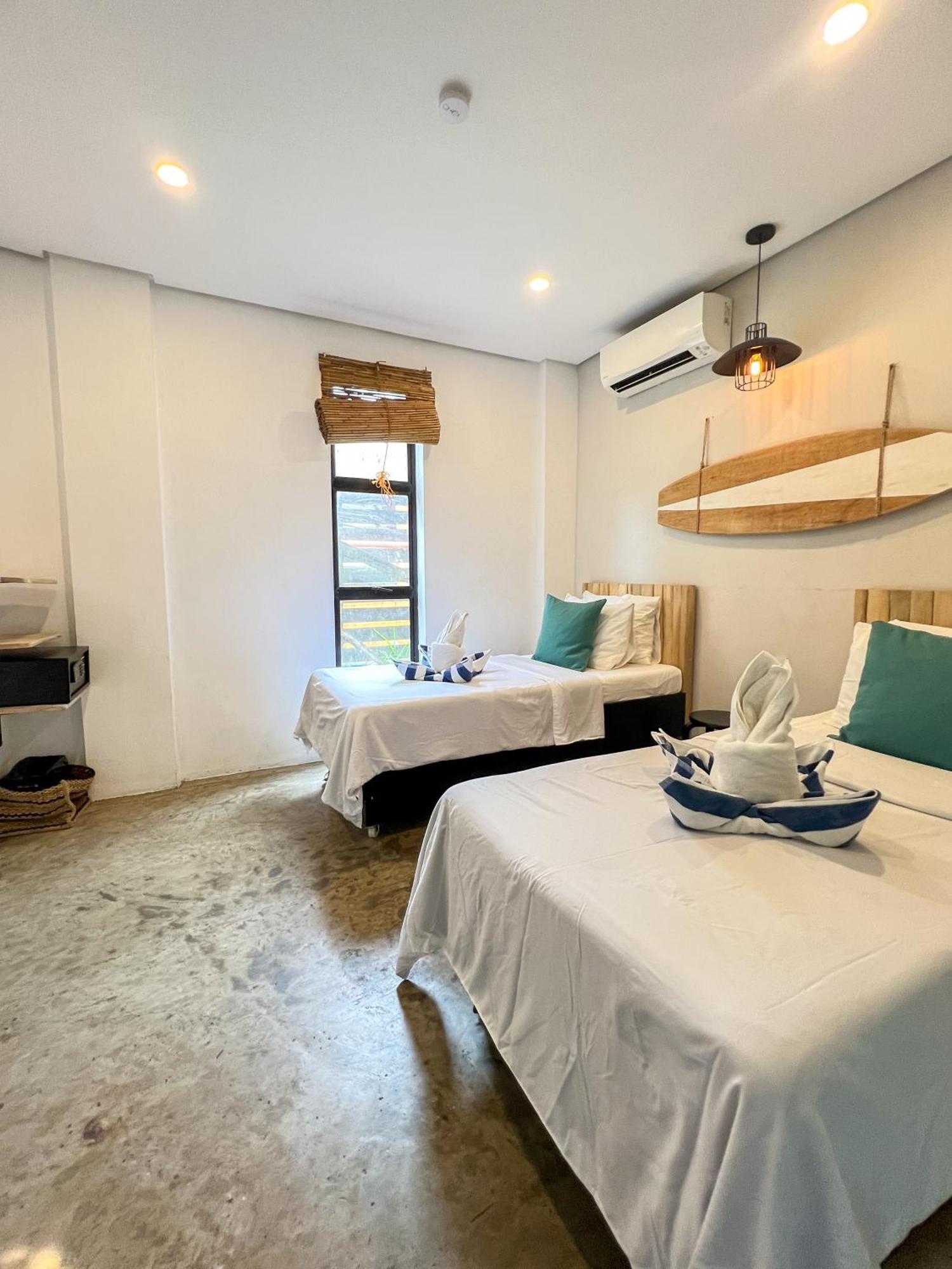 Siargao Bed And Brewery Hotel Хенерал Луна Екстериор снимка