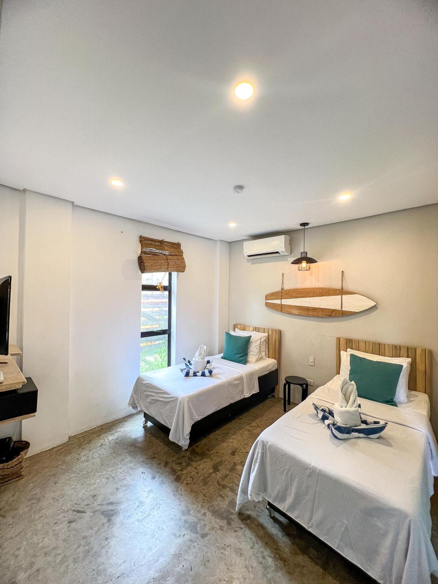 Siargao Bed And Brewery Hotel Хенерал Луна Екстериор снимка